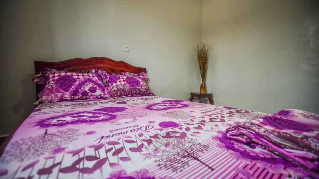 Appartements Neuf De Haut Standing Dm & Ng A Bafoussam Buitenkant foto