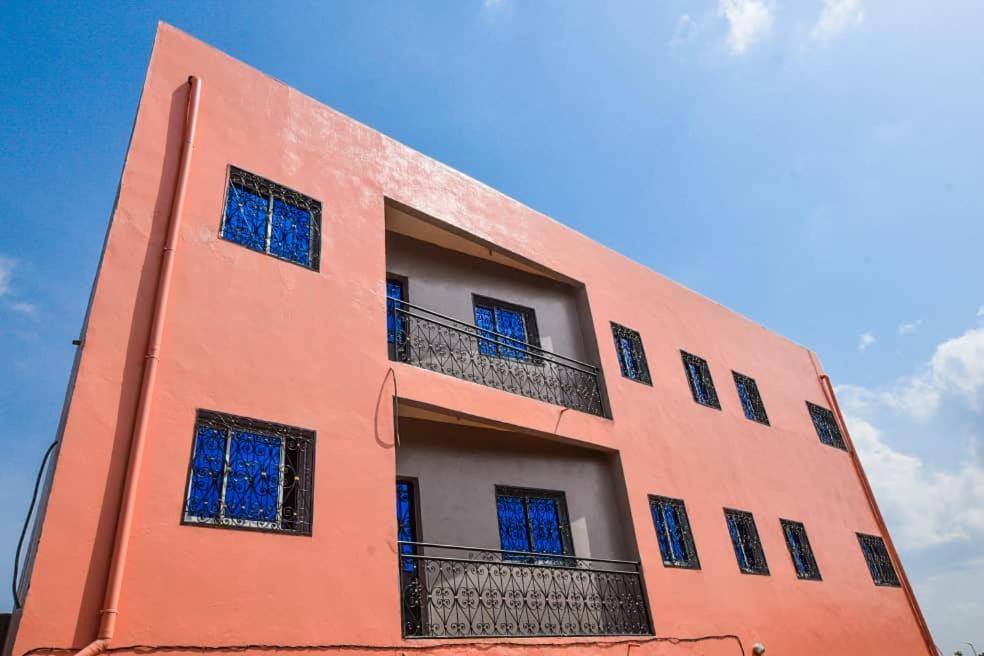 Appartements Neuf De Haut Standing Dm & Ng A Bafoussam Buitenkant foto