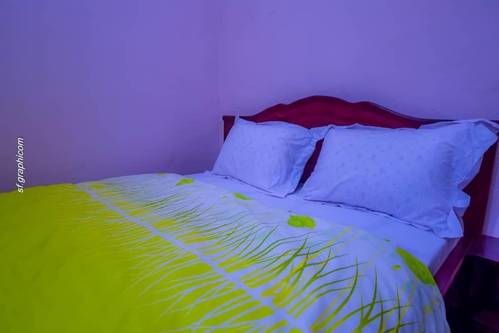 Appartements Neuf De Haut Standing Dm & Ng A Bafoussam Buitenkant foto
